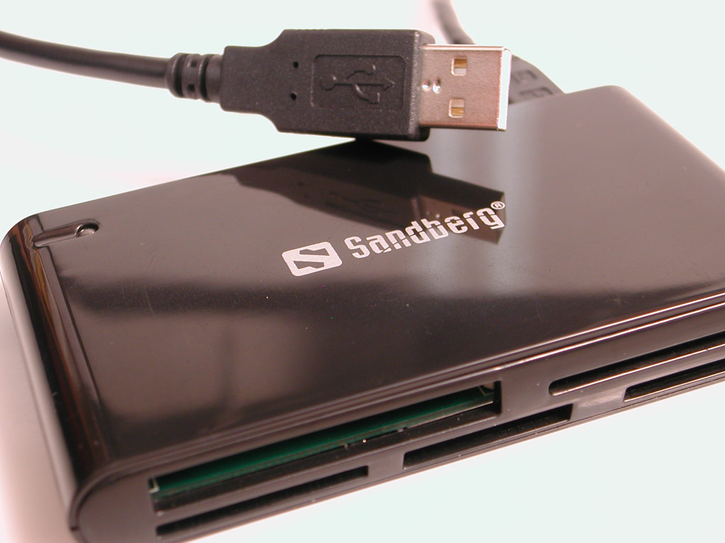 Restsalg: 9in1 Card Reader